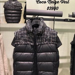 2018 BNWT CHANEL VEST 42